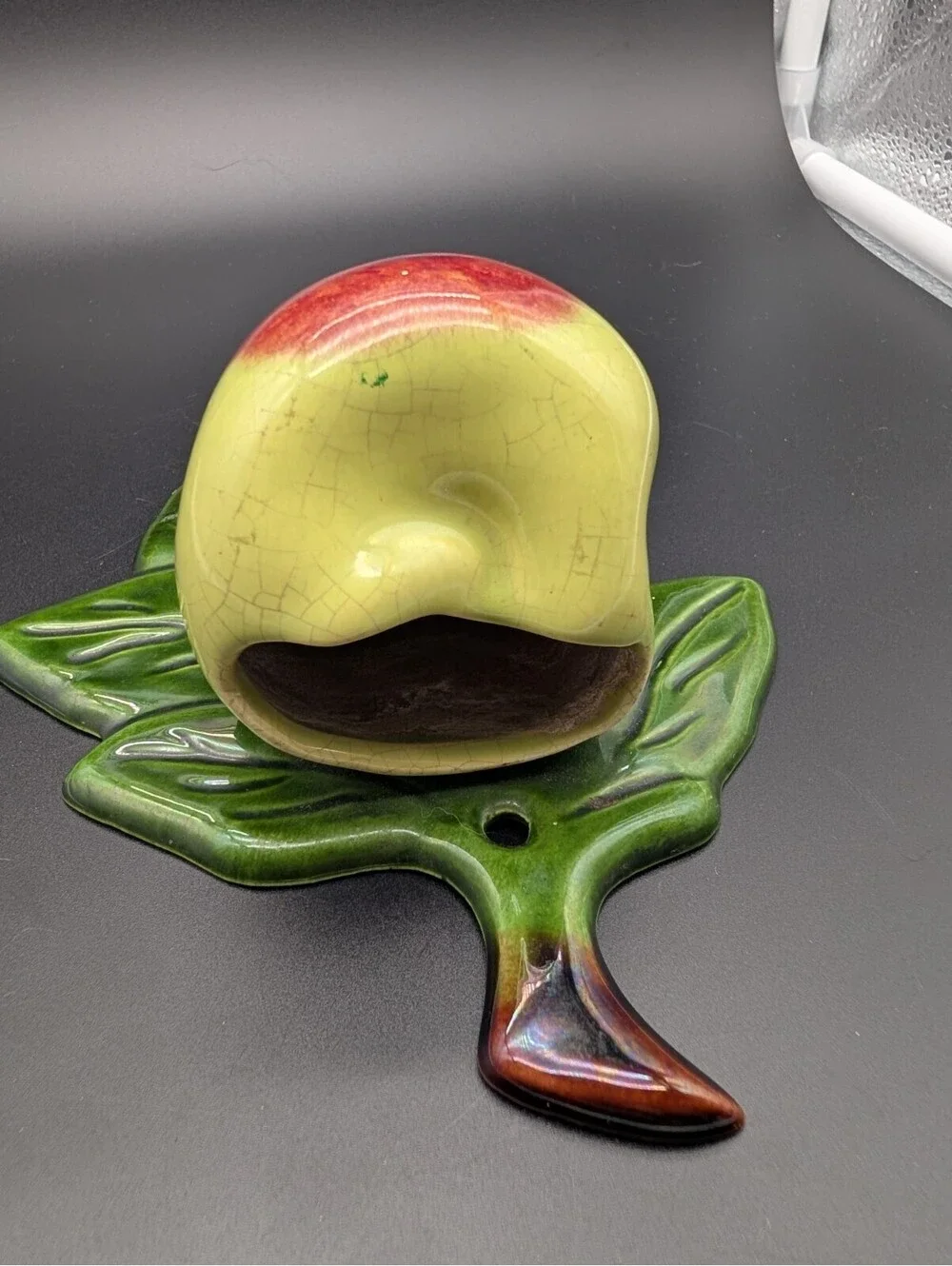 VTG Treasure Craft Pottery Green Apple Wall Pocket Planter MCM California Kitchy